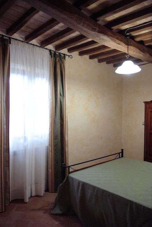 Podere Fingardella Guest House ปากานิโค ห้อง รูปภาพ